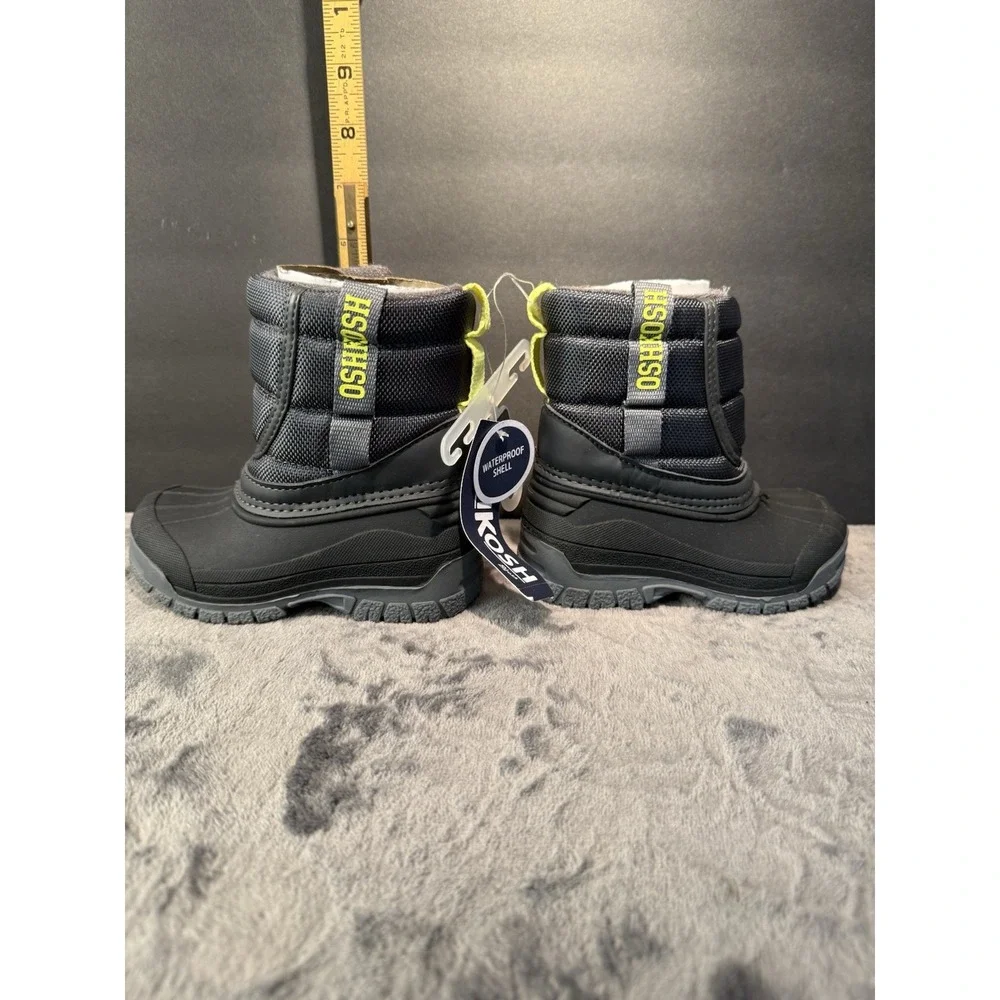 New OshKosh B'gosh Grey Splash Boots‎ Snow Rain Winter Boots Toddler Size 5 New